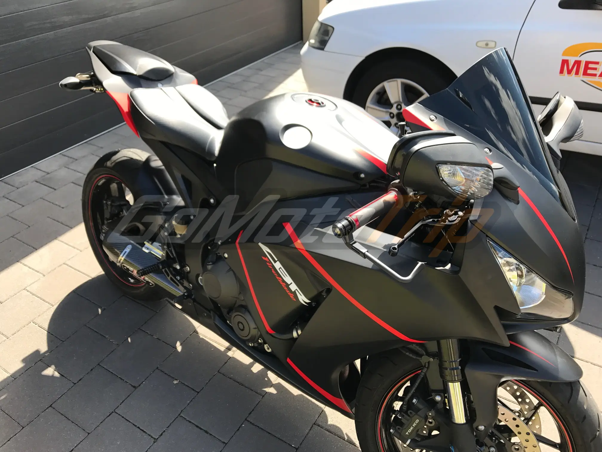 Rider-Review-Jason-CBR1000RR-Fairing-2