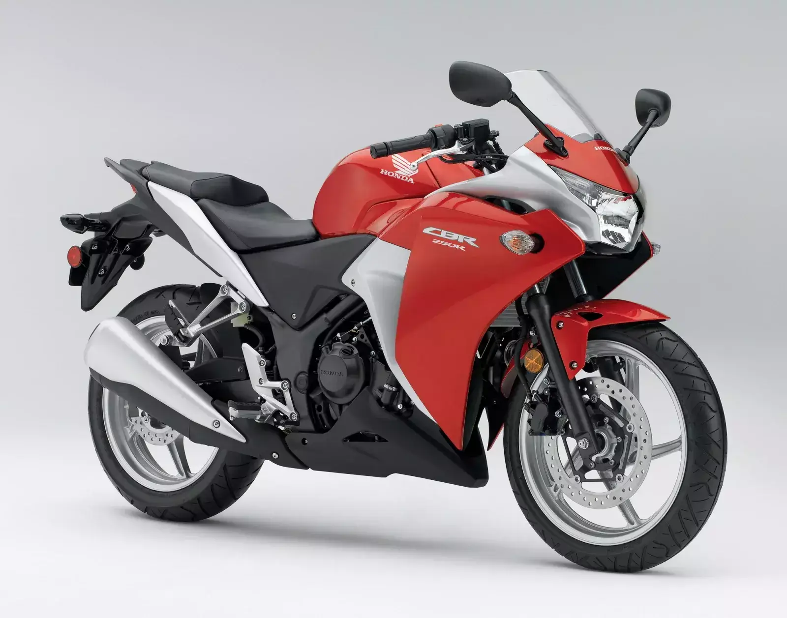 2011-Honda-CBR250R-Red