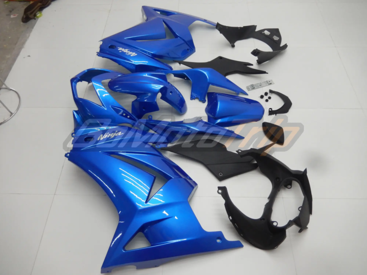 Ninja 250 Blue Fairing 4