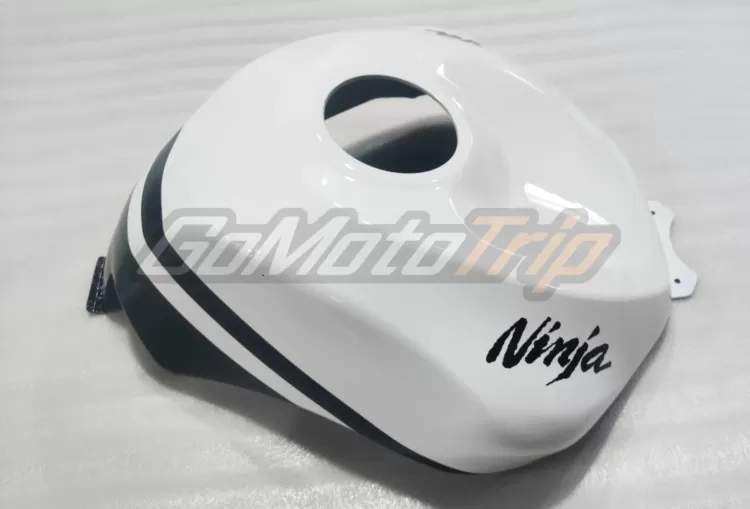 2009 2012 Kawasaki Ninja Zx 6r White Zx Rr 2009 Motogp Livery Fairing 7