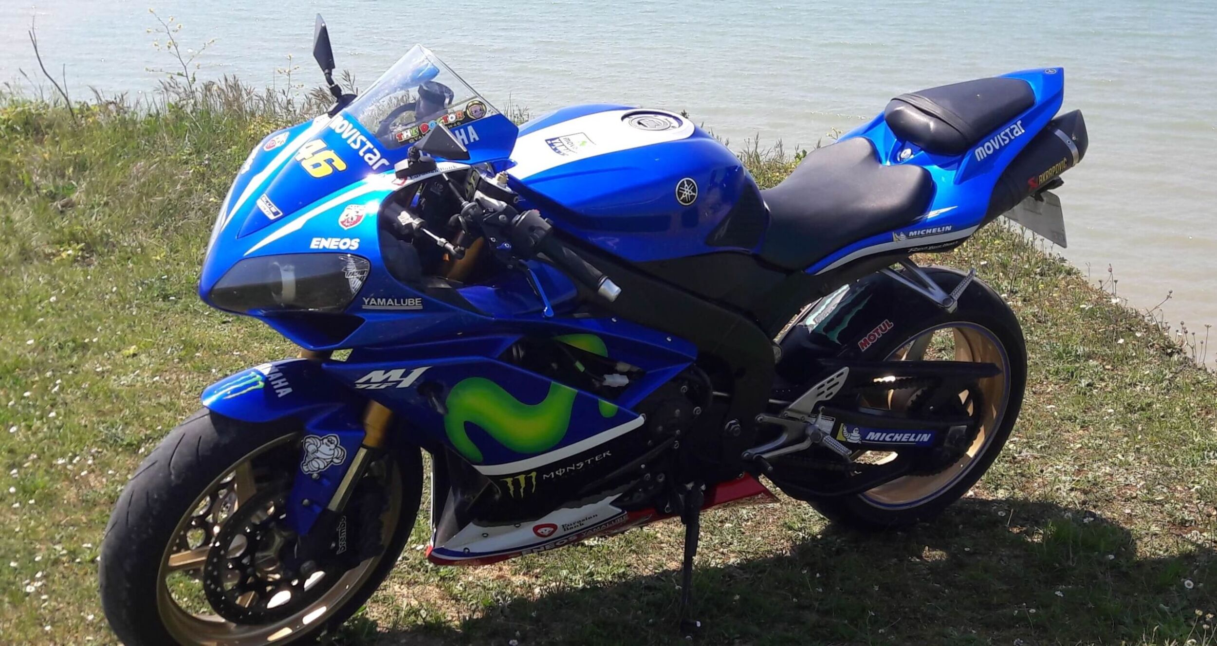 Rider-Review-Franck-YZF-R1-Fairing-4-scaled-scaled