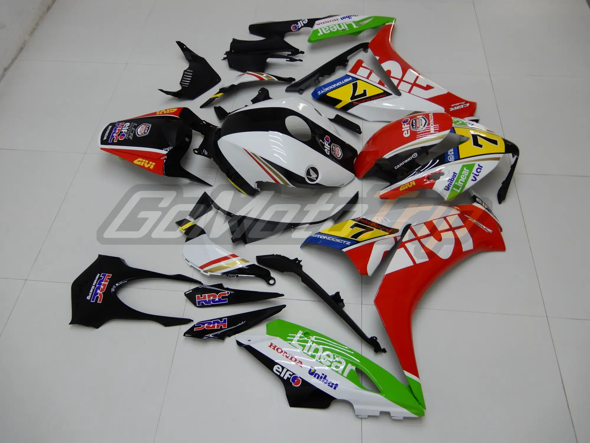 Rider-Review-Christopher-CBR1000RR-Fairing-6