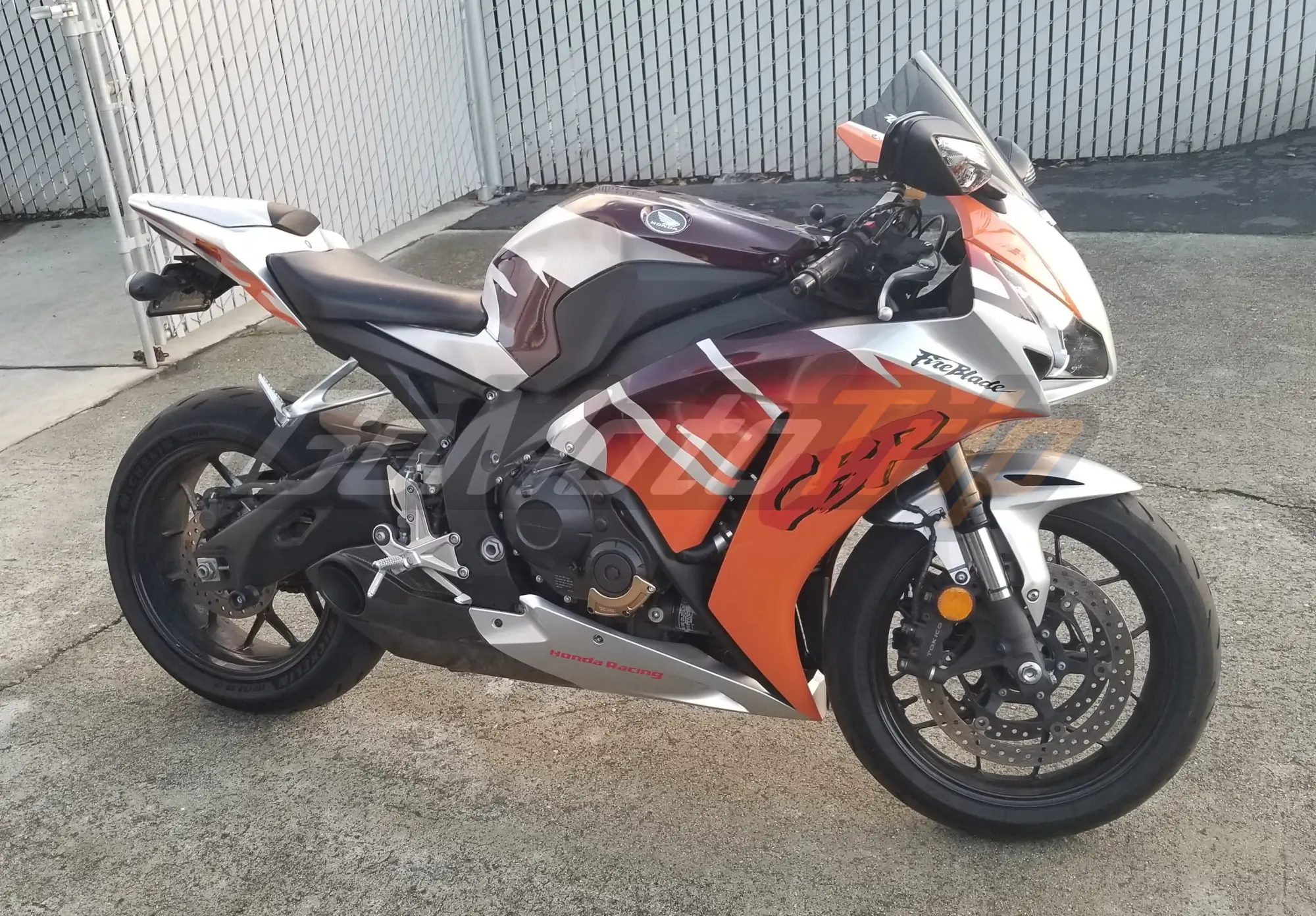 Rider-Review-41659-Steve-2014-CBR1000RR-Fireblade-Urban-Tiger-Fairing-2