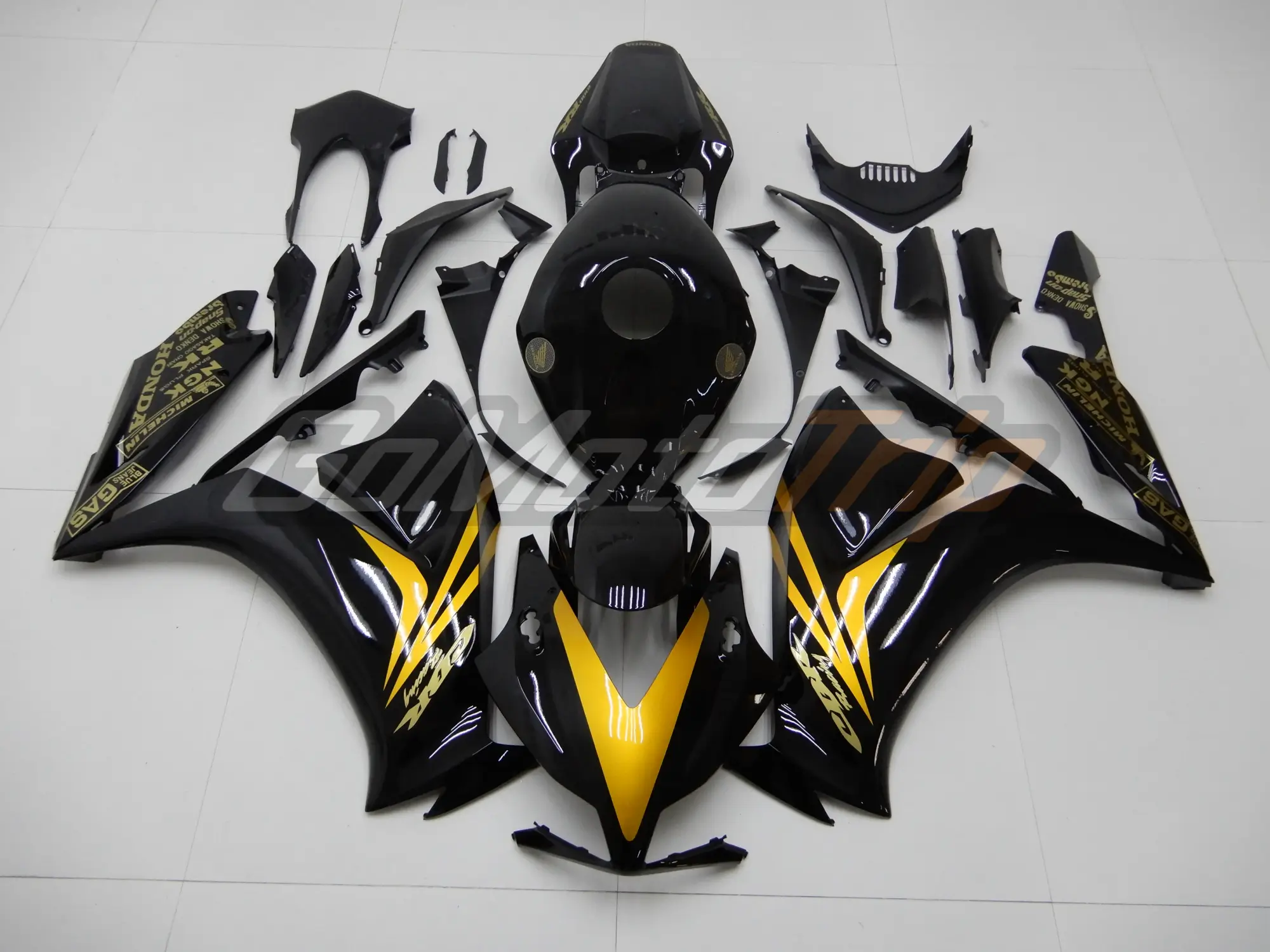 Rider-Review-Dencil-CBR1000RR-Fairing-1