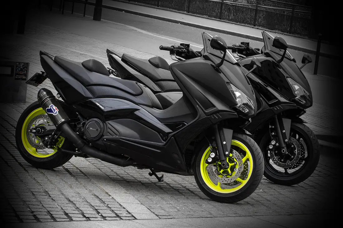 2012-2014-Yamaha-TMAX-530-Matte-Black