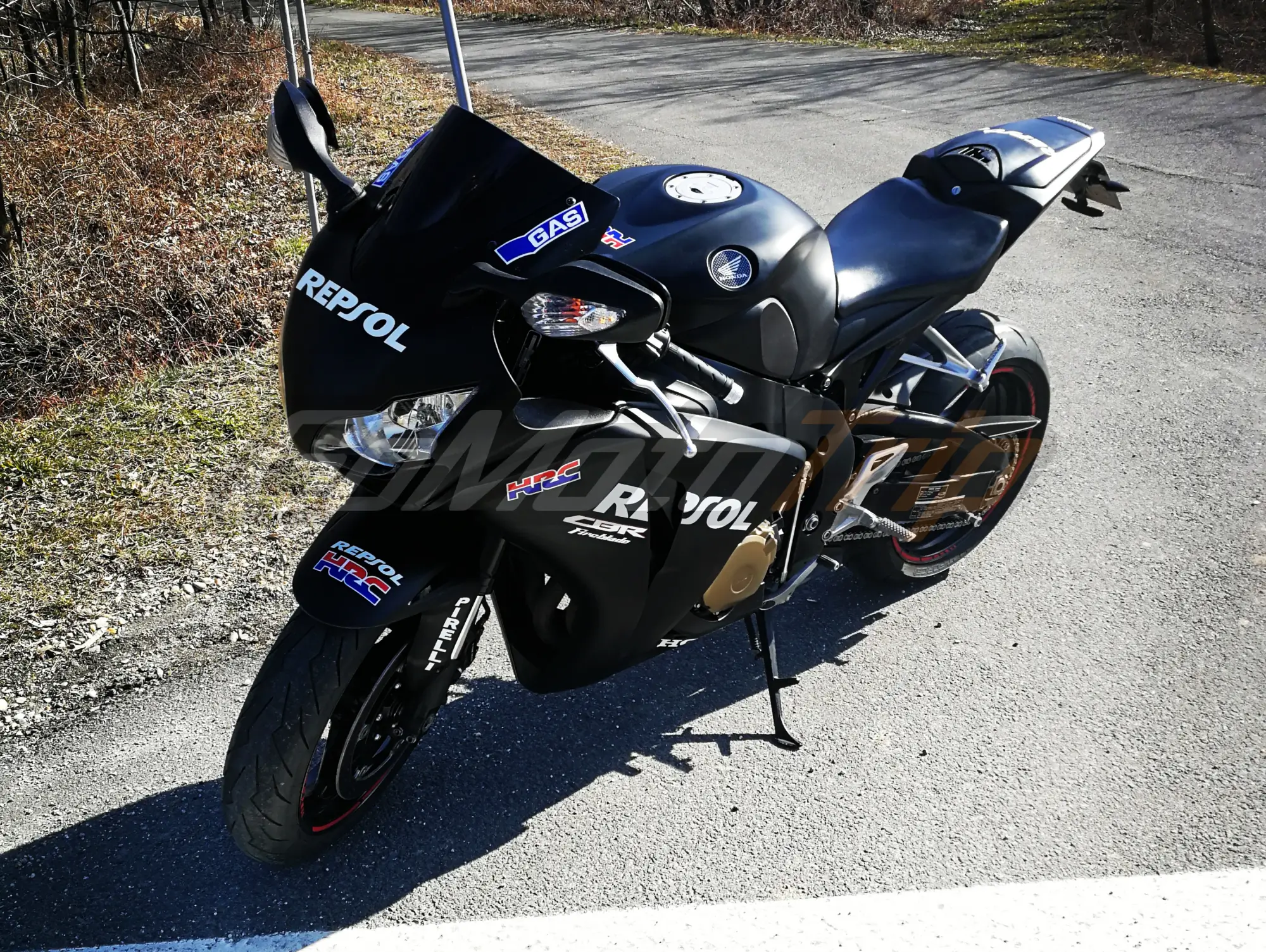 Rider-Review-Milos-CBR1000RR-Fairing