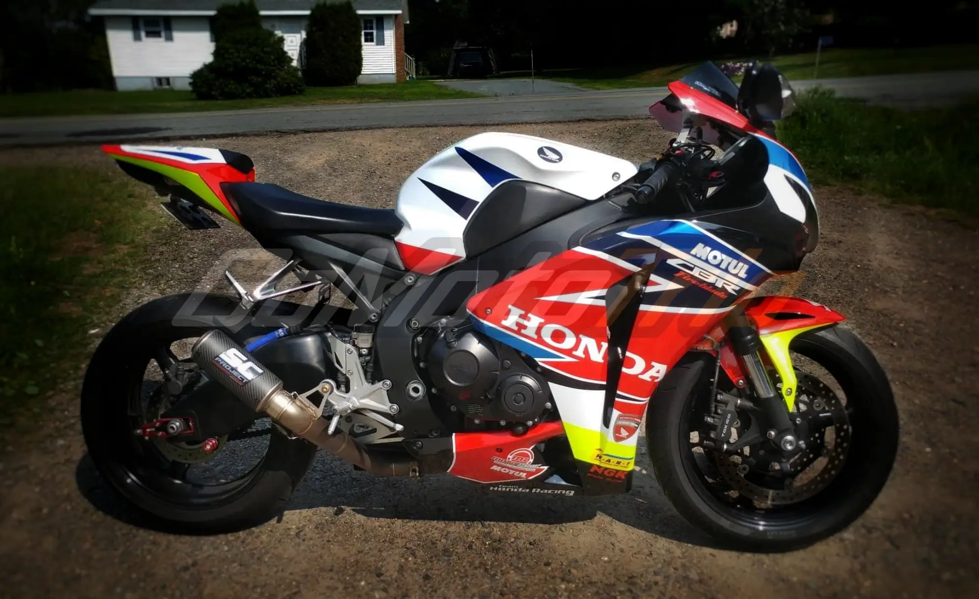 Rider-Review-Jordan-CBR1000RR-Fairing-1