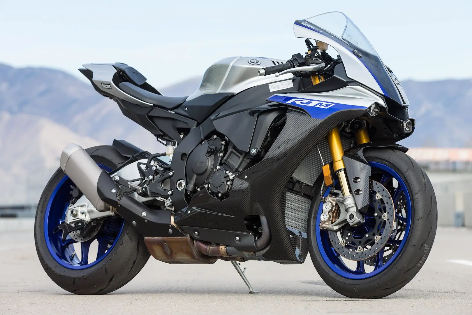 2015-2019-Yamaha-YZF-R1M-Carbon-Fiber-Liquid-Metal