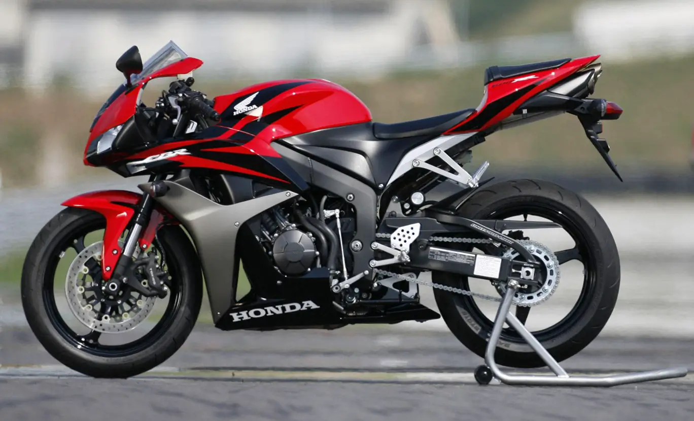 2007-Honda-CBR600RR-Red-Silver-Black