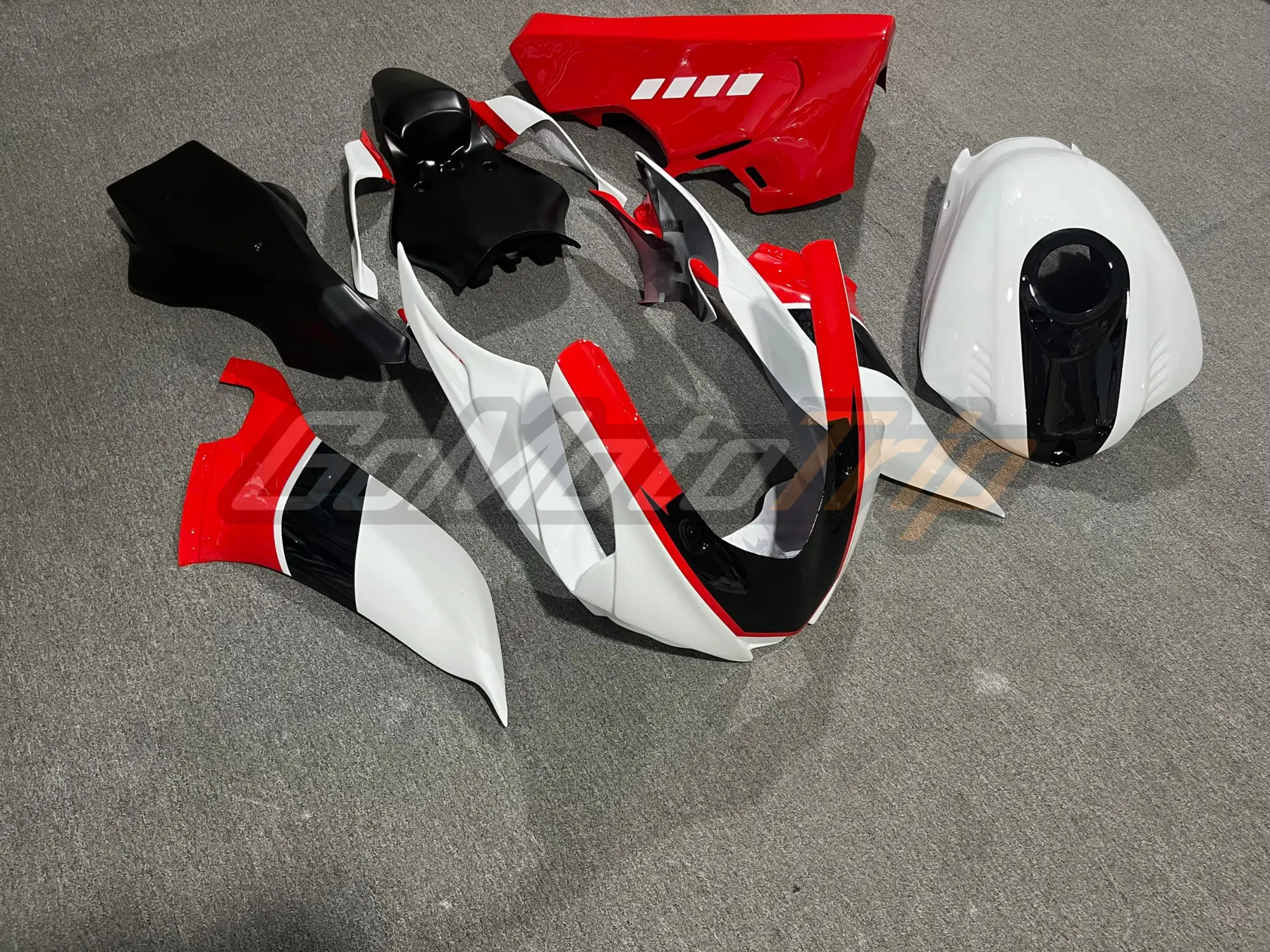 2023 Yamaha YZF-R6 GYTR 20th Anniversary Race Fairing 3