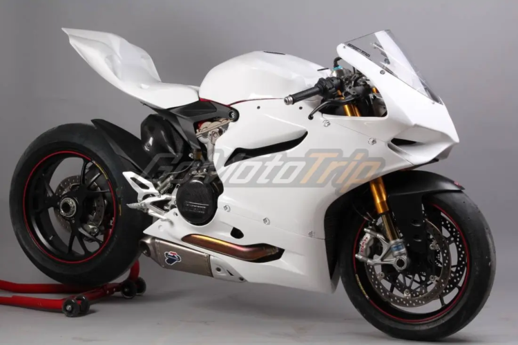 Ducati 899 1199 Panigale Race Bodywork On The Bike 2