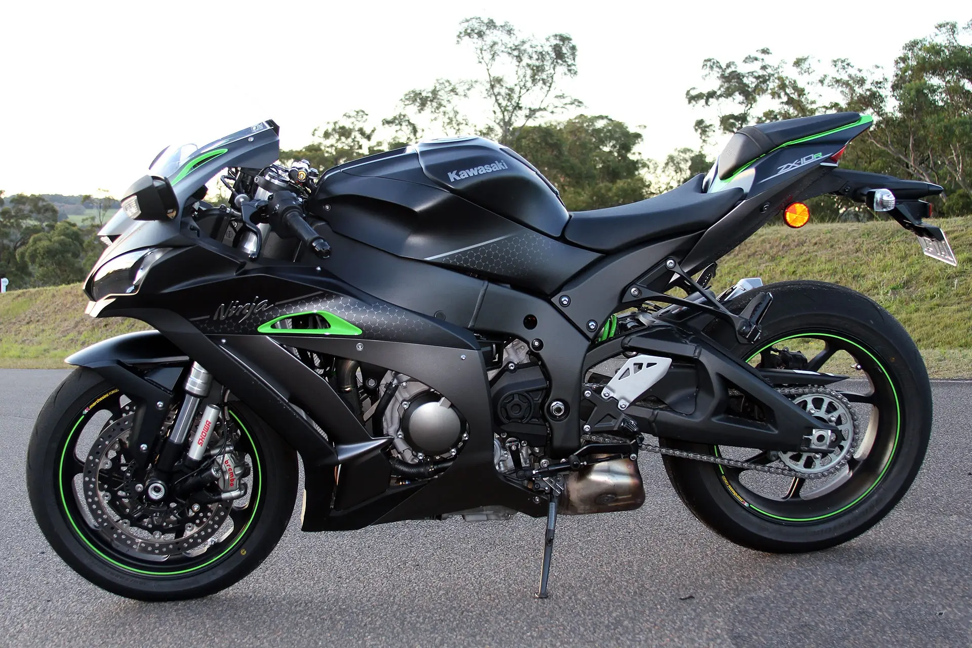 2018-Kawasaki-Ninja-ZX-10R-SE