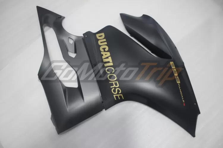 Ducati 899 Panigale S Black Fairing Kit 8