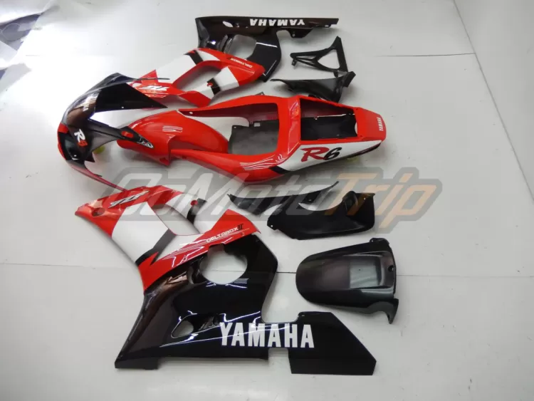 1998 2002 Yamaha Yzf R6 Tricolor Fairing 2