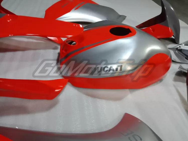 Ducati 1199 Red Silver Race Fairing 3