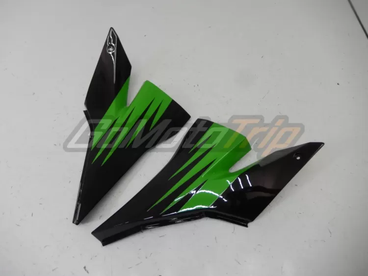 2004 2005 Kawasaki Ninja Zx 10r Black Green Fairing2 19