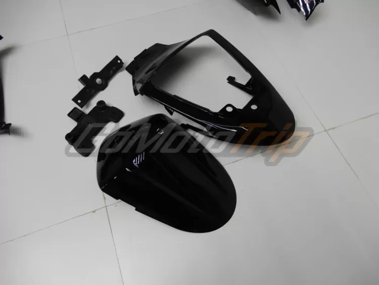 2005 2006 Suzuki Gsx R1000 Black Fairing2 12