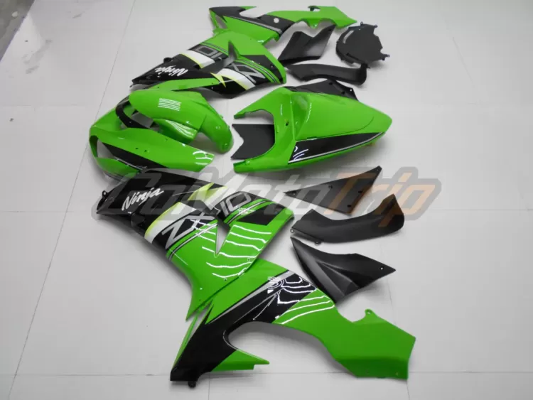 2006 2007 Kawasaki Ninja Zx 10r Black Green Fairing3 4