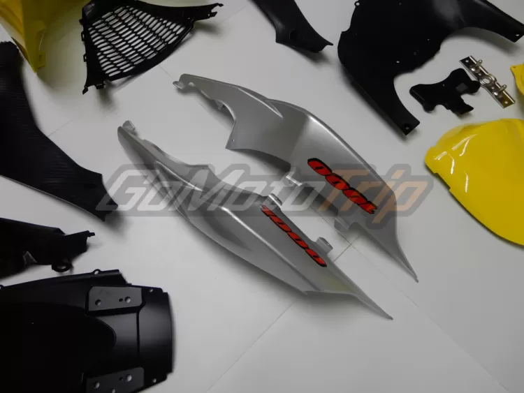 2007 2008 Suzuki Gsx R1000 Yellow Silver Fairing 13