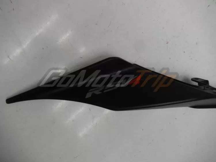 2009 2015 Aprilia Rsv4 Black Fairing 17