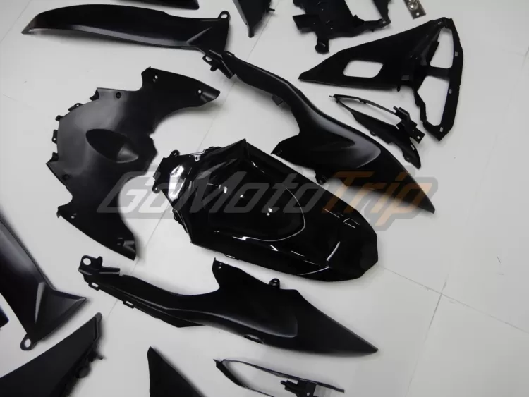 2009 2016 Suzuki Gsx R1000 Black Fairing 12