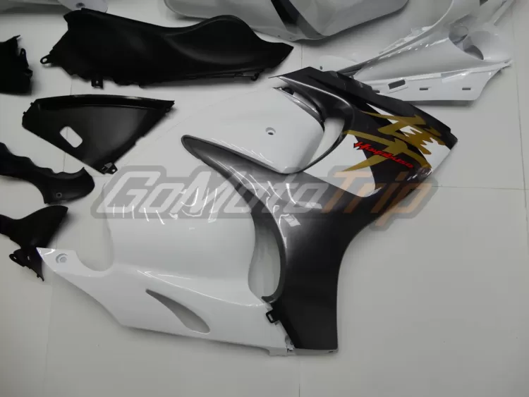 2013 Suzuki Hayabusa White Fairing Edition 12