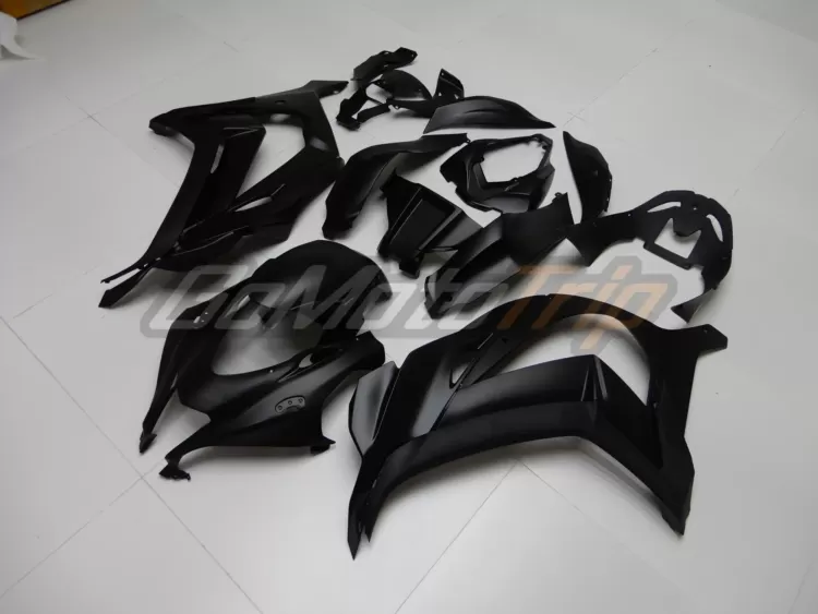 2016 2020 Kawasaki Ninja Zx 10r Black Fairing2 2