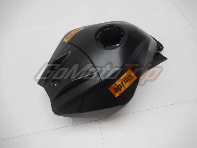 Aprilia Rs4 125 50 Black Fairing2 4