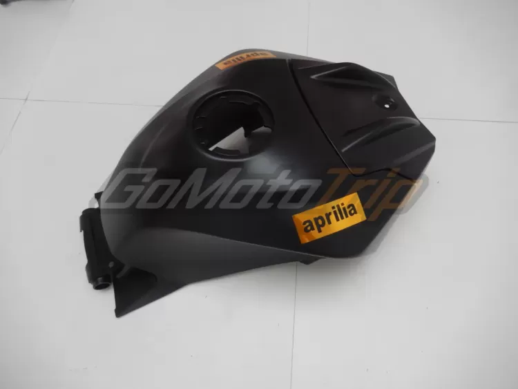 Aprilia Rs4 125 50 Black Fairing2 5