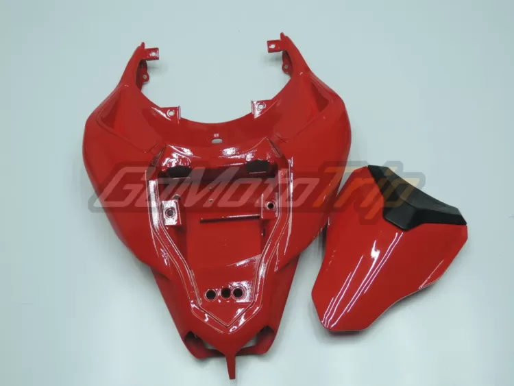 Ducati 1198 Red Fairing2 12