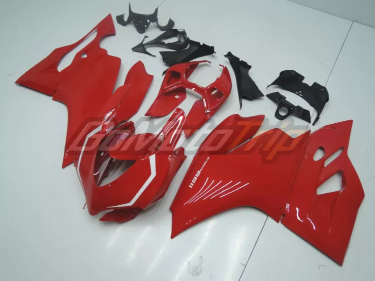 Ducati 1199 Panigale Red Fairing2 2