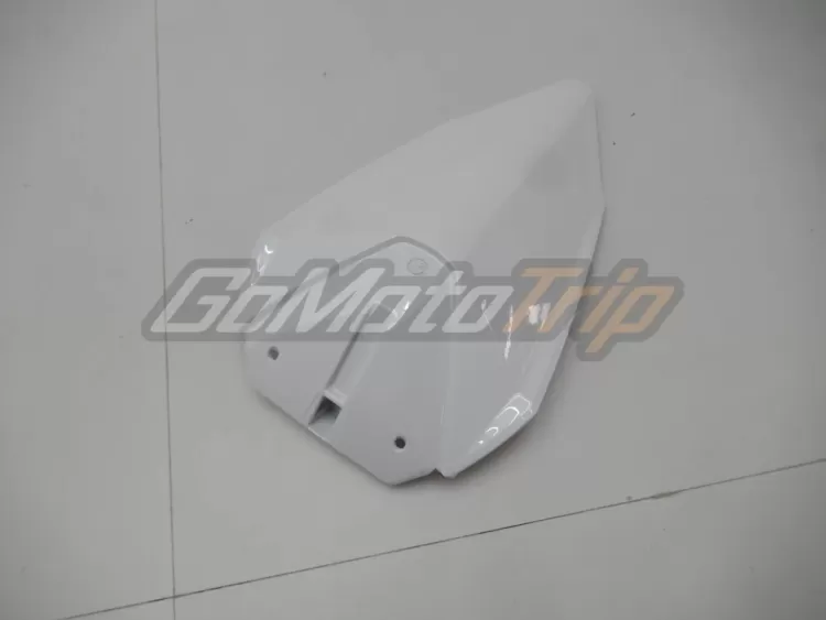 Ducati 1199 Panigale White Fairing 18