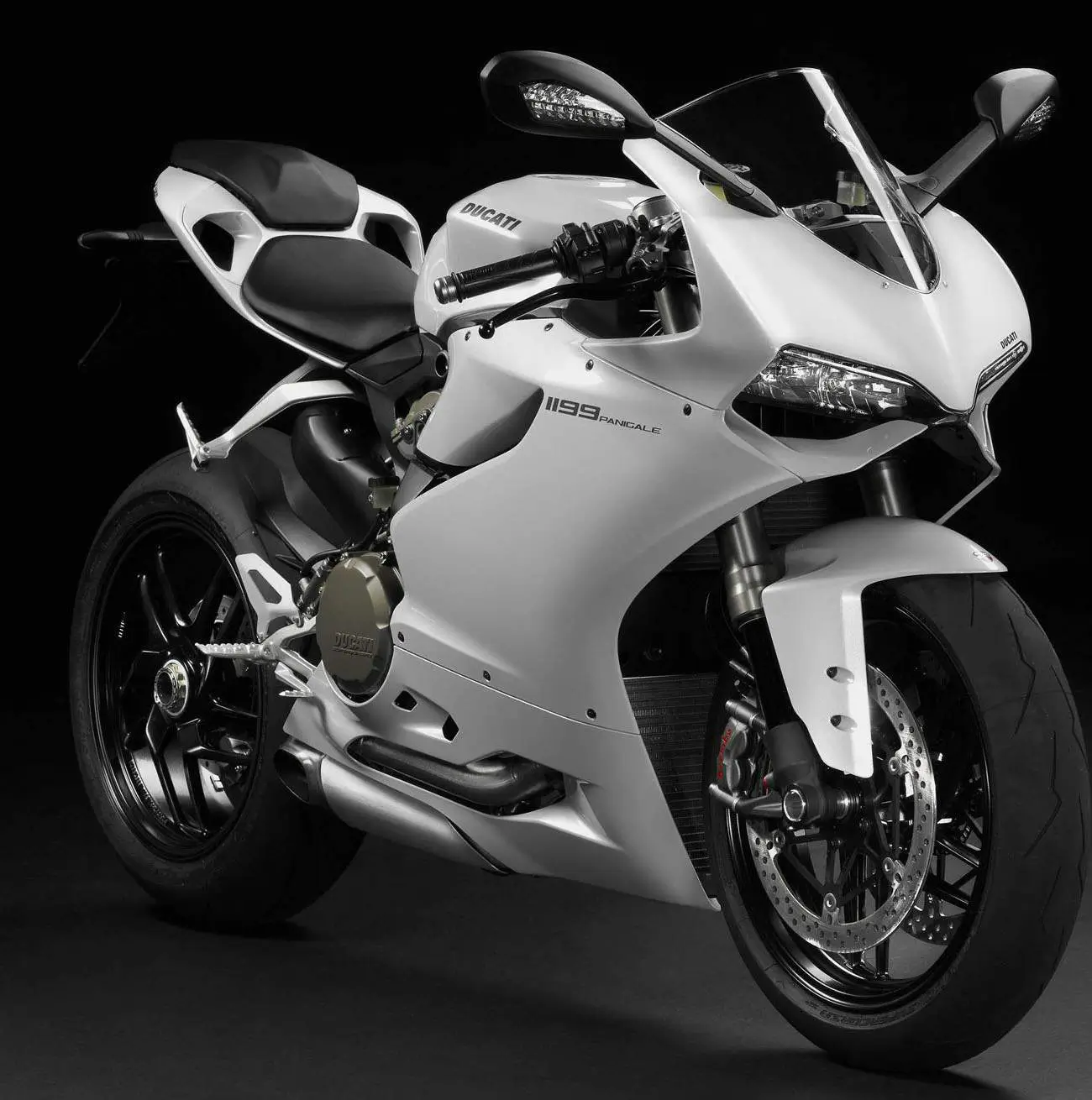 Ducati 1199 Panigale White Fairing 20