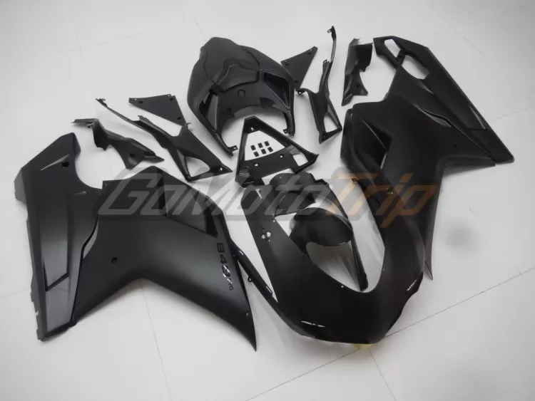 Ducati 848 Black Fairing 3