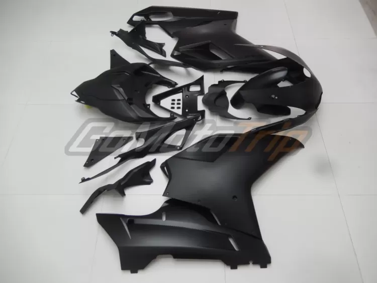 Ducati 848 Black Fairing 5