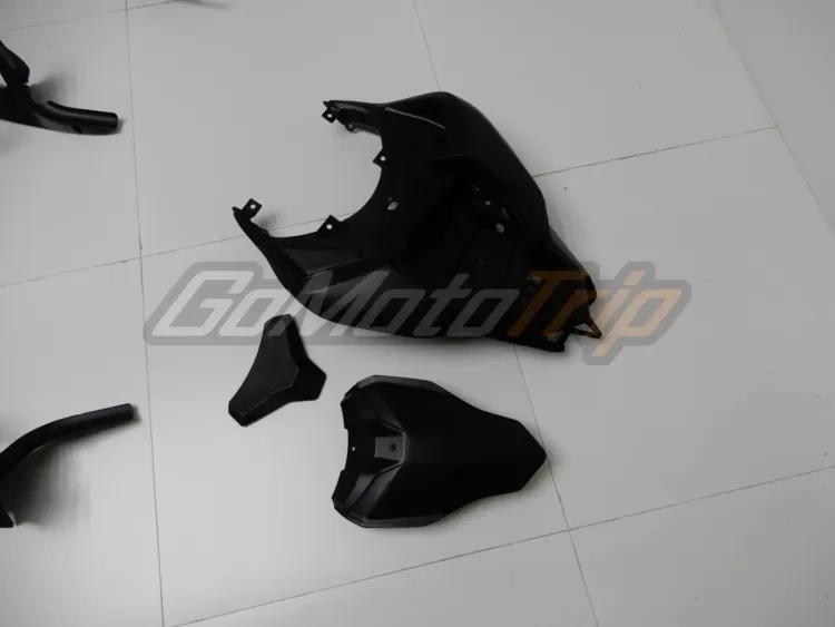 Ducati 848 Black Fairing2 11