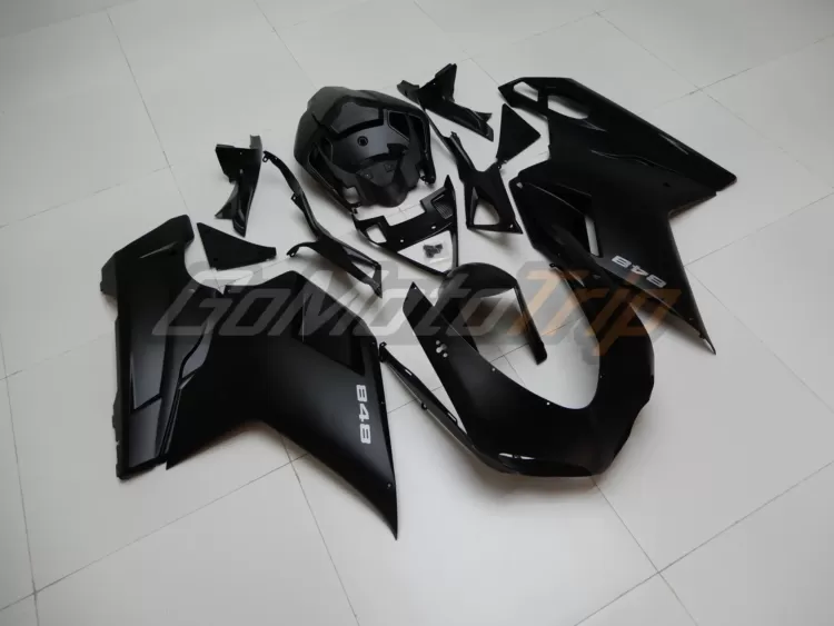 Ducati 848 Black Fairing2 3