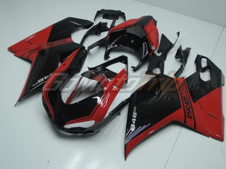 Ducati 848 Evo Black Red Fairing 2