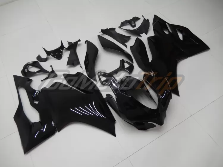 Ducati 899 1199 Panigale Black Fairing 3