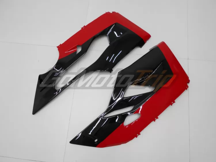 Ducati 899 Panigale Black Red Fairing 13