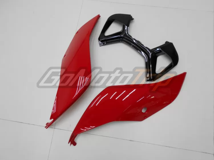 Ducati 899 Panigale Black Red Fairing 14