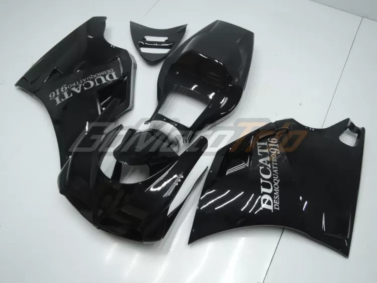 Ducati 916 Black Fairing 2