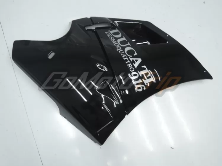 Ducati 916 Black Fairing 7