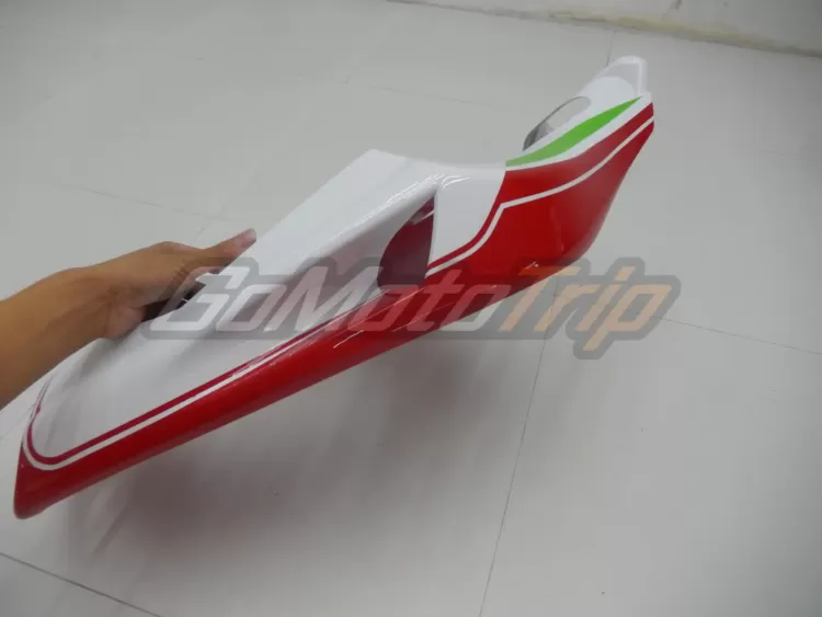 Ducati 916 Red Fairing2 15