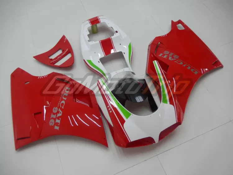 Ducati 916 Red Fairing2 3