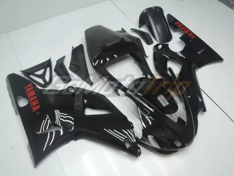 1998 1999 Yamaha Yzf R1 Black Fairing2 3