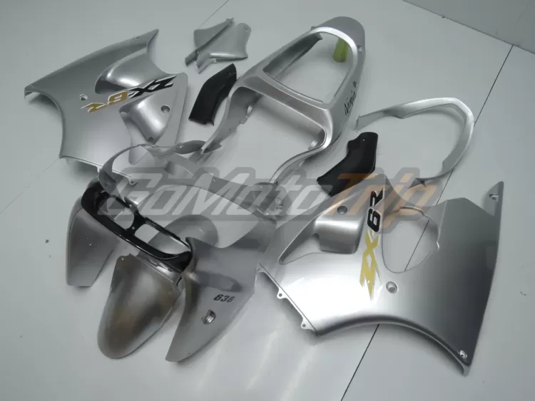 2000 2002 Kawasaki Ninja Zx 6r Silver Fairing 2