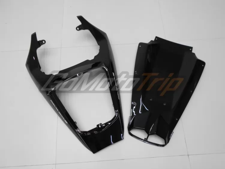 2003 2005 Yamaha Yzf R6 Black Fairing2 14