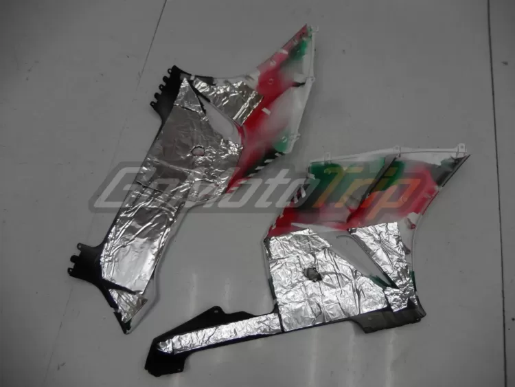 2004 2005 Honda Cbr1000rr Castrol Fairing 15