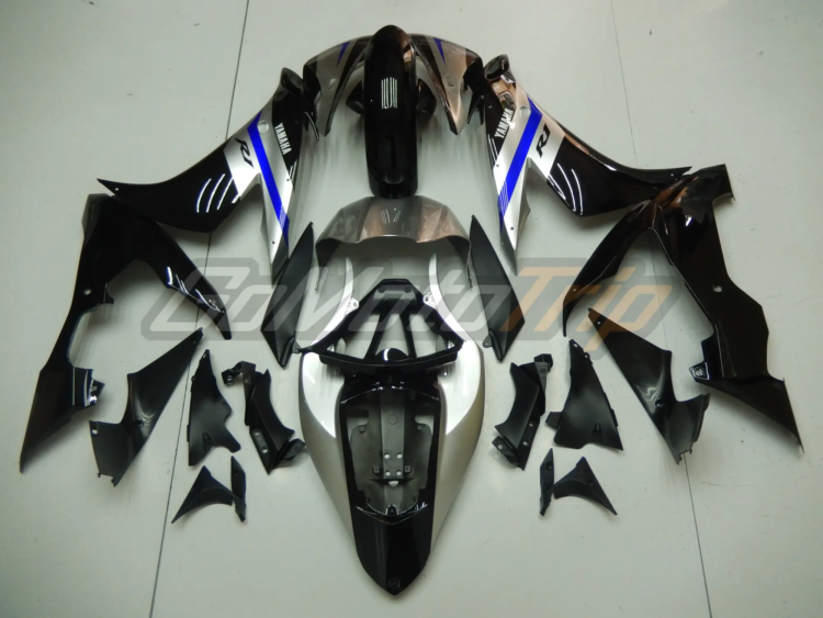 2004 2006 Yamaha Yzf R1 Black Silver Fairing 4